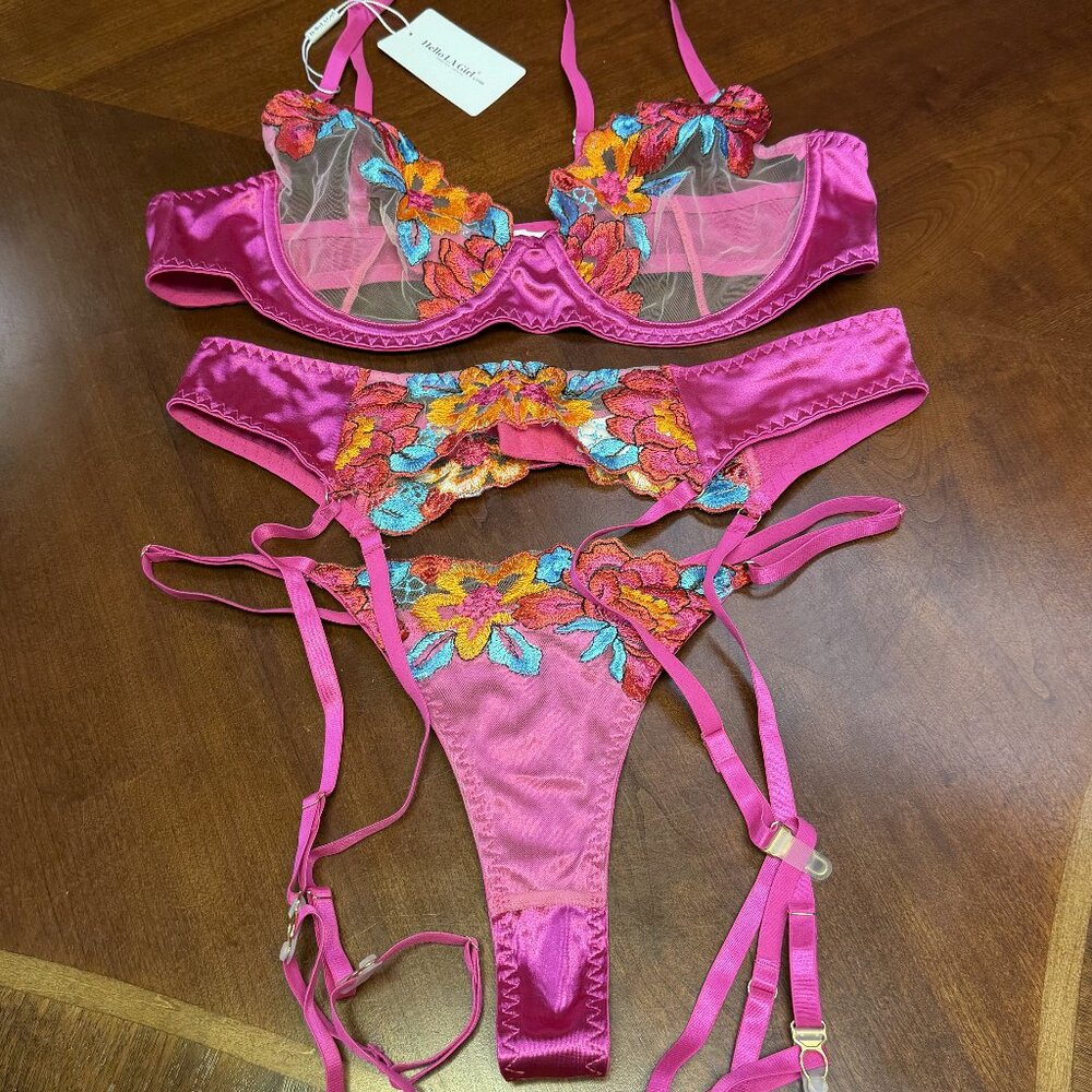 Hello LA Girl Satin Lingerie Set XL NWT